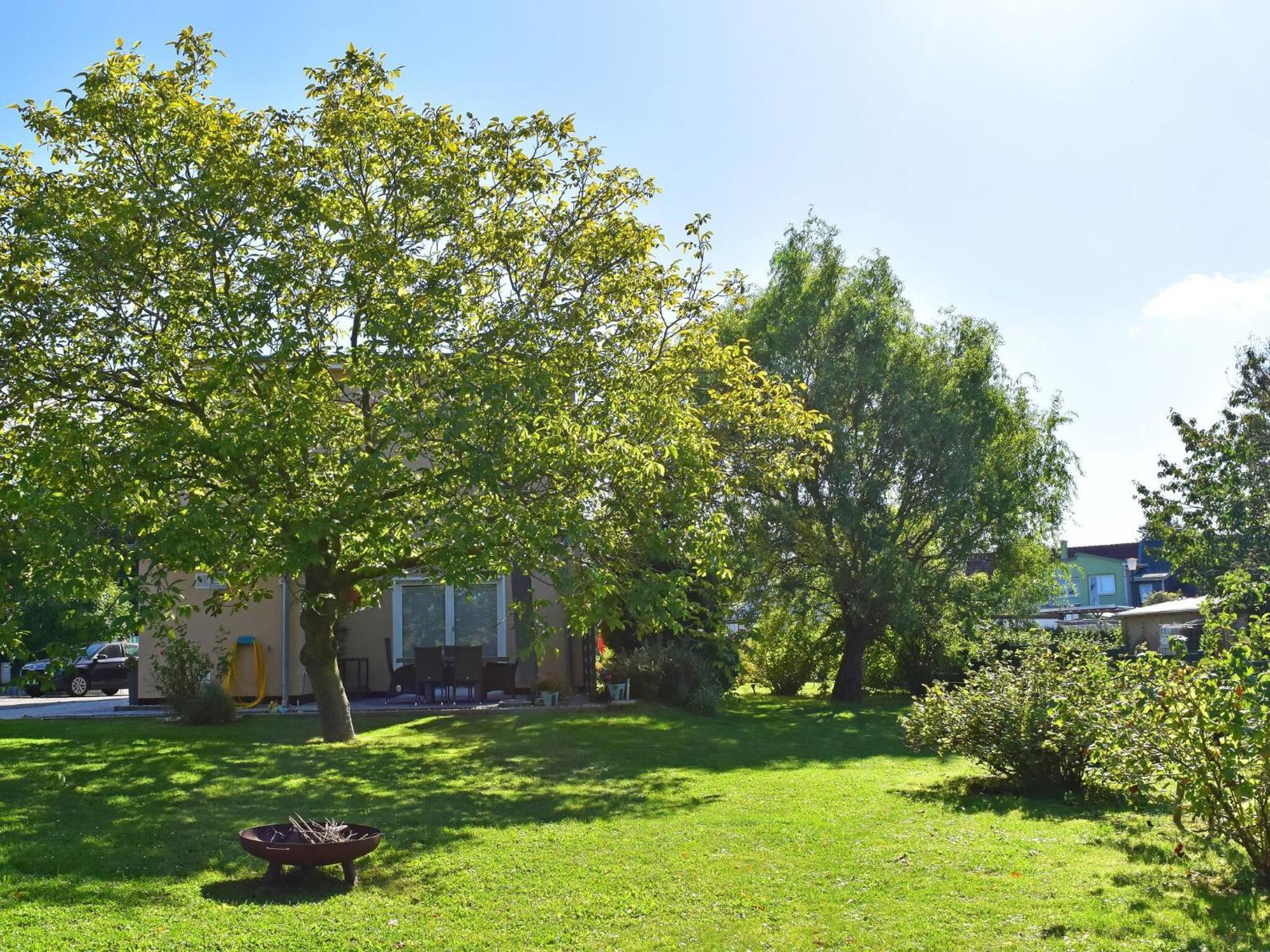 Family Holiday Home Near The Beach With Large Garden Kröpelin Extérieur photo